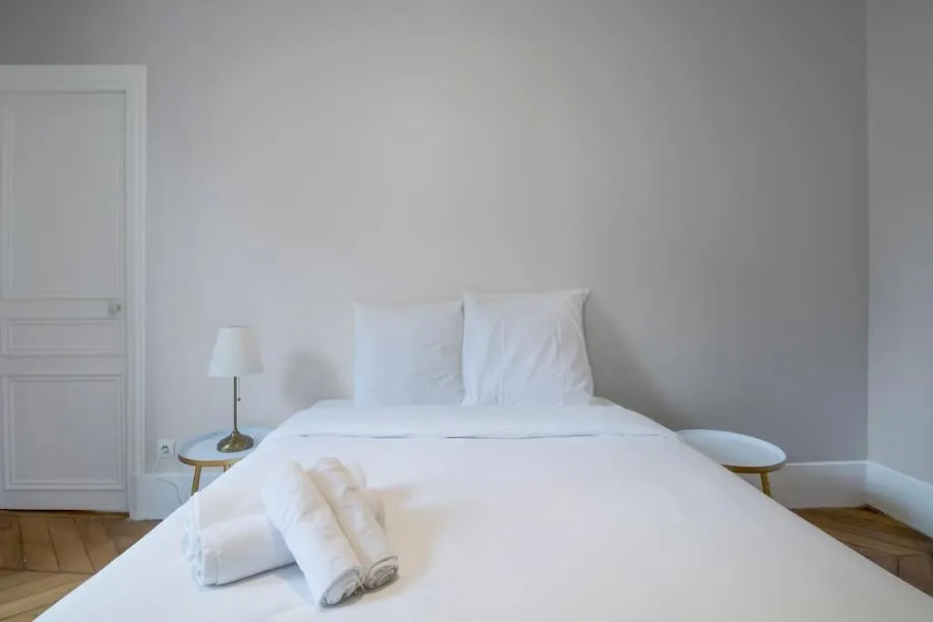 Apartment 6pers #3 Bedrooms #2 Bathrooms#paris 17eme